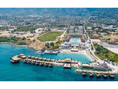 Cratos Premium Hotel